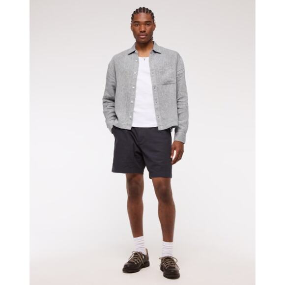 The A & F Linen Collection SZ XL Cropped Linen Button-Up Shirt In Chambray - Picture 2 of 7